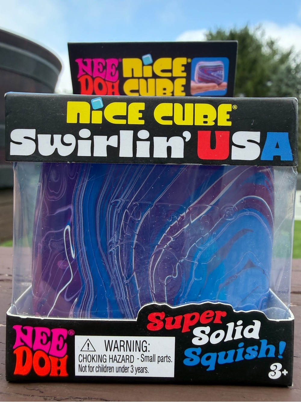 NeeDoh Nice Cube Swirlin' USA Squish Cube